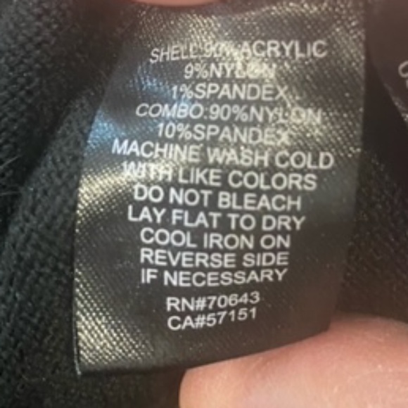 Black Long Sleeve Dress - Picture 11 of 11